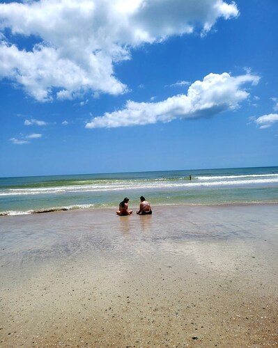 Ocean Villa at Vilano beach - Fall Discounts: Book 4 nights, get 2 free