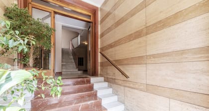 Roomy and Bright Apartment With Terrace