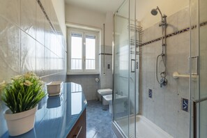 Shower, bidet