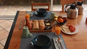 Suite, Ensuite | Food and drink - Kapera Maison D'hôtes (Macaye)
