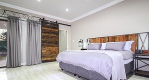 Egyedi dekoráció, egyedi berendezés és ingyenes wifi