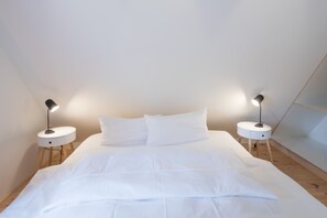 3 Schlafzimmer, Schreibtisch, Bügeleisen/Bügelbrett, kostenloses WLAN