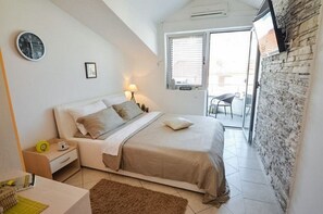 1 bedroom, Internet, bed sheets