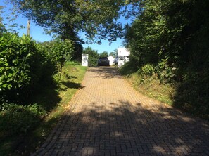 Cottage | Property grounds