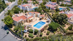 Exterior - Casa Patricia: Superb villa on Vale do Milho with heated pool (Carvoeiro)