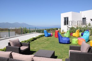 Property grounds - Self contained forest view luxury apartments  (Kusadasi)