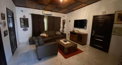 Stunning 2-bed House in Madina
