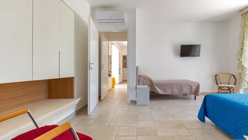 1 bedroom, WiFi (free)