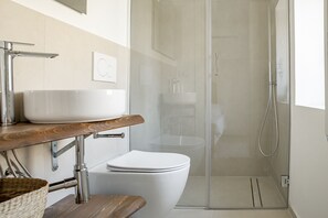 Bathroom - La Terrazza sul Vicolo della Giudecca by Wonderful Italy (Siracusa)