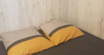 STUDIO ENTRE PARIS ET DISNEY