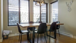 Dining - Spacious 3-bedroom home with ski in/out access to Orient Chair and private hot tub! (Sun Peaks)