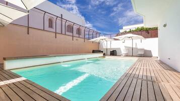 Seasonal outdoor pool