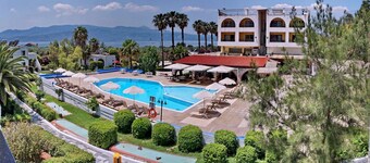 ซิลเวอร์เบย์โฮเทลและบังกะโล