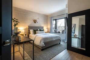 3 chambres, fer et planche à repasser, Wi-Fi gratuit, draps fournis