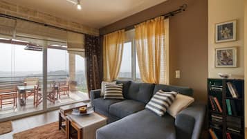 Familienhaus, Mehrere Schlafzimmer, Bergseite (The House Olympia) | Wohnbereich