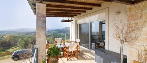 Family House, Multiple Bedrooms, Mountainside (The House Olympia) | Outdoor dining