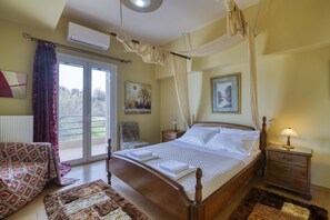 Family House, Multiple Bedrooms, Mountainside (The House Olympia) | 1 bedroom, iron/ironing board, free WiFi, bed sheets