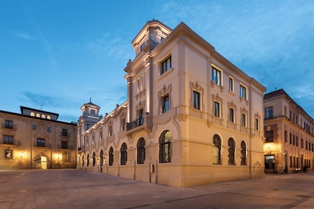 Exterior. Áurea Palacio de Correos by Eurostars Hotel Company