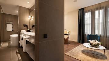 Suite junior (Torreon) | Minibar, caja fuerte, sistema de insonorización y wifi gratis