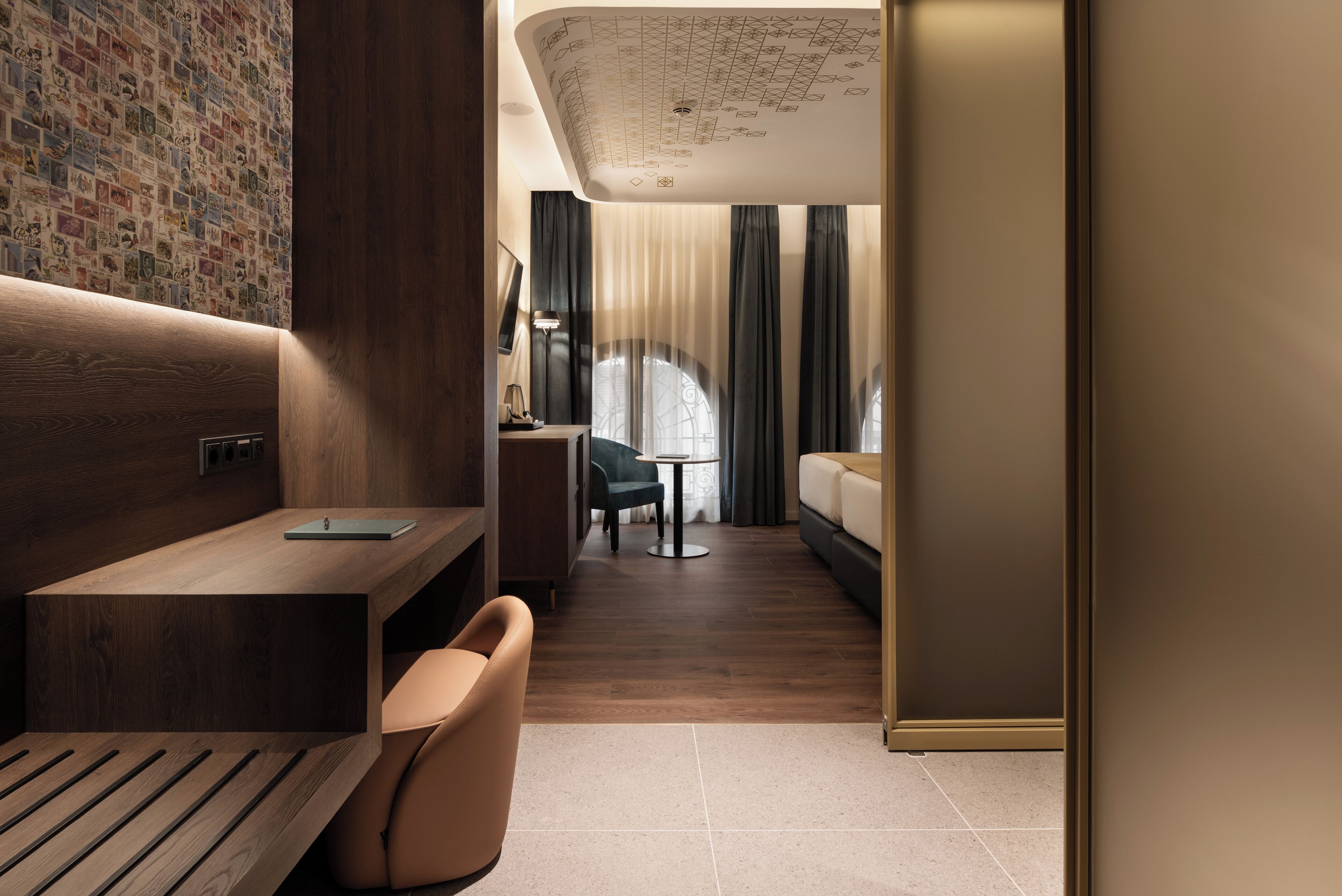 Minibar, caja de seguridad en la habitación y insonorización 