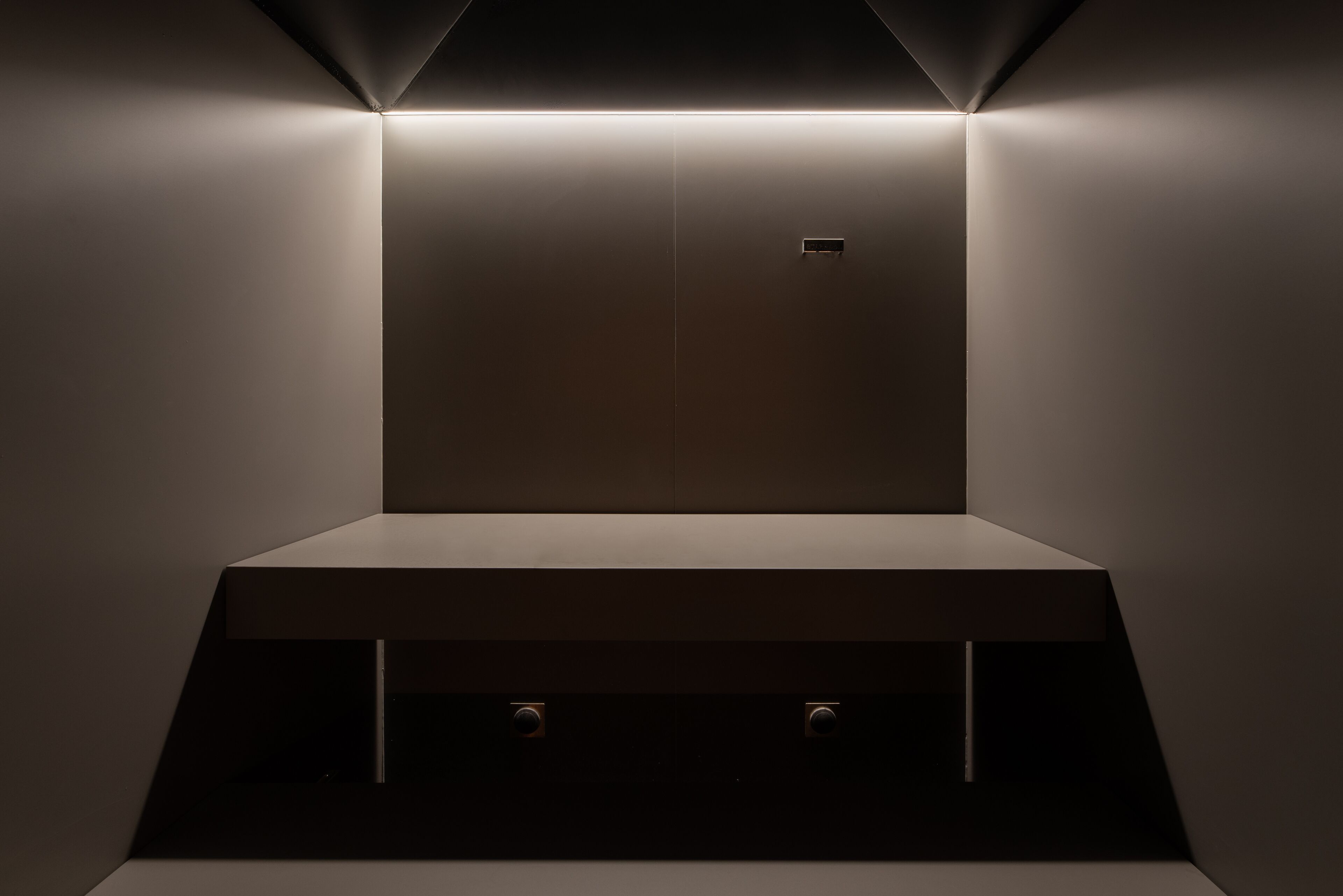 sauna, body treatments, body scrubs, facials