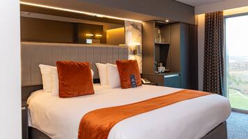 Signature Plus Room | 1 bedroom, premium bedding, in-room safe, desk