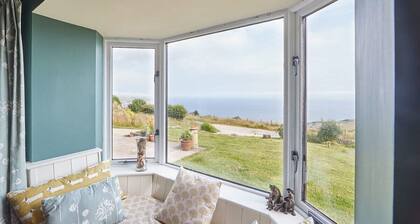 Host & Stay | Fairview House