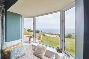 Interior - Host & Stay | Fairview House (Ravenscar)