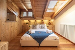1 quarto, Wi-Fi de cortesia, roupa de cama