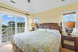 6 bedrooms, free WiFi, bed sheets