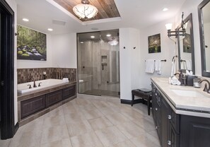 Appartement, 3 slaapkamers | Badkamer | Handdoeken, shampoo