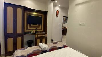 3 bedrooms