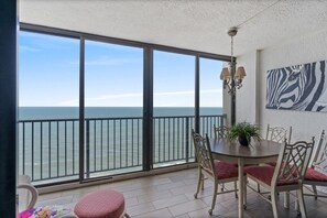 Dining - ~ Beachfront Beauty ~ Oceanfront Escape! (Myrtle Beach)