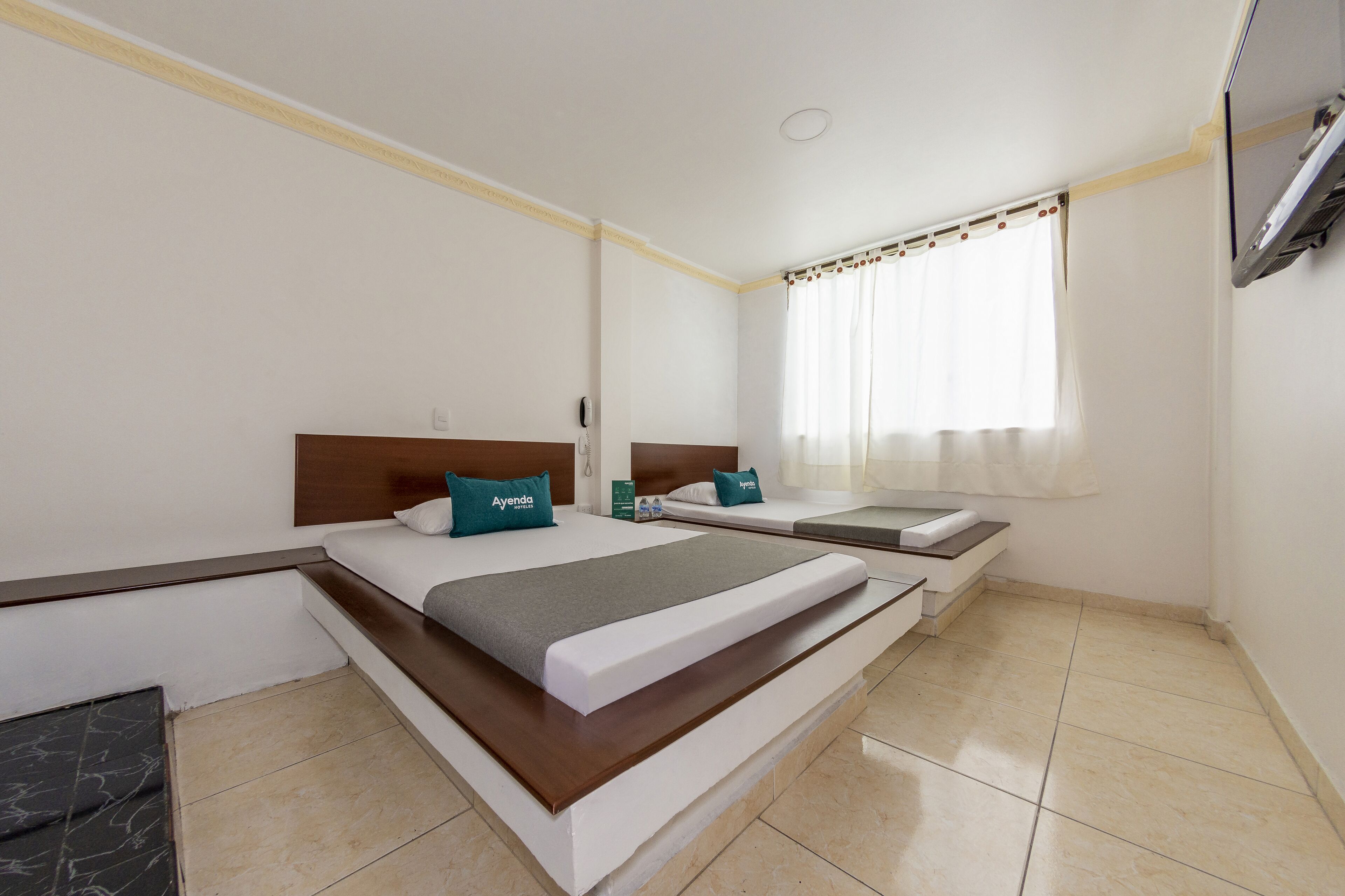 Habitación Familiar Twin | Hypo-allergenic bedding, free WiFi, bed sheets