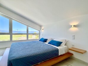2 slaapkamers, een kluis op de kamer, een strijkplank/strijkijzer