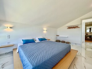 2 bedrooms, in-room safe, iron/ironing board, travel cot