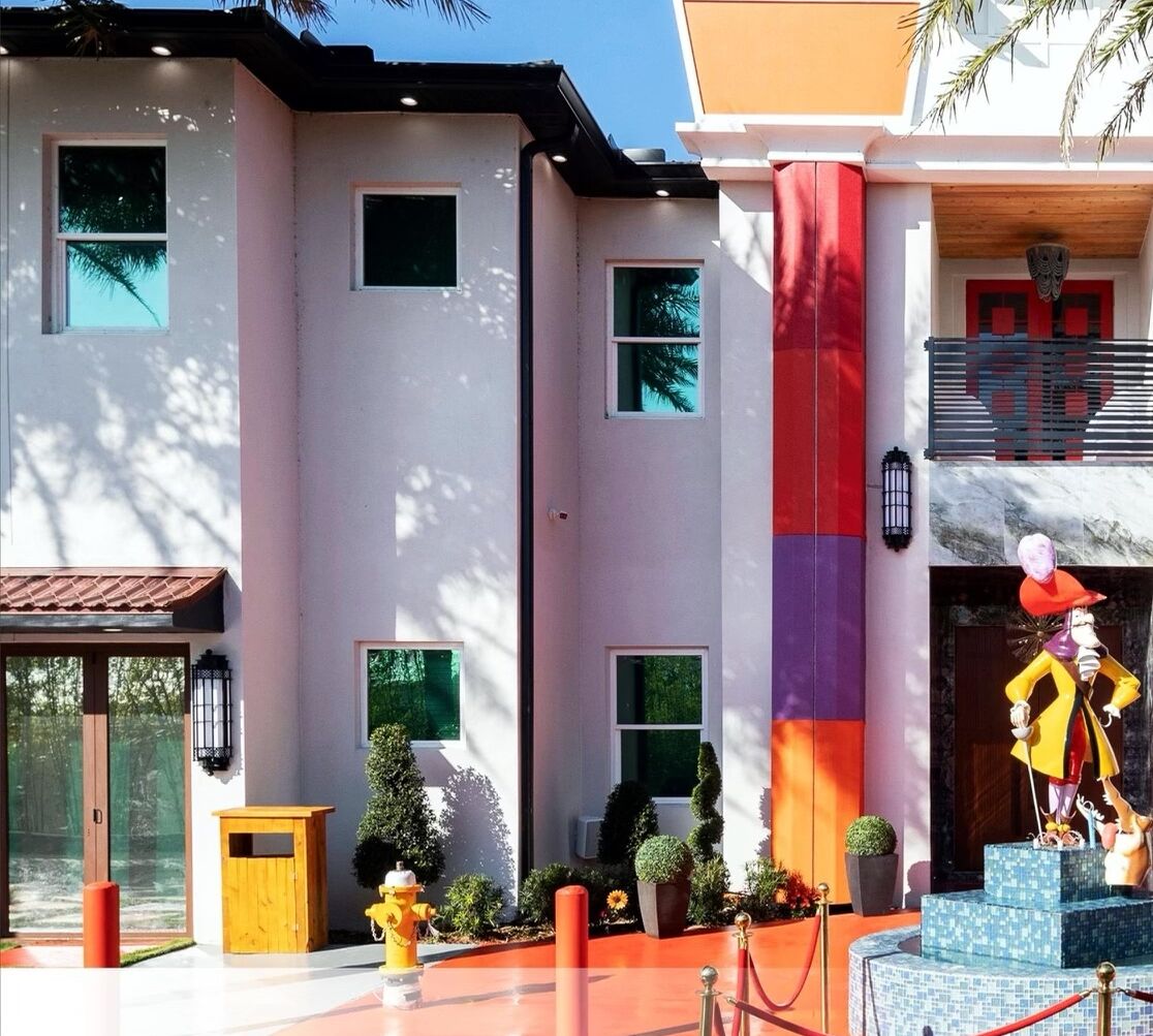 ADVENTURE ISLAND EXTREME PRIVATE ATTRACTION VACATION HOME