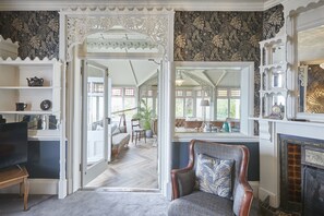 Luxe chalet | 5 slaapkamers, individueel gedecoreerd, individueel gemeubileerd