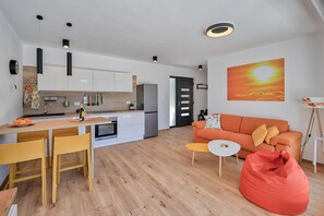 Smart TV - Villa Solis- Modern Villa for a romantic retreat (Liznjan)