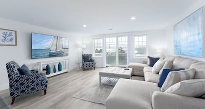 Premium Ocean View Condo (1,250 sq.ft.)