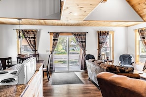 Interior - Baker cabin|Downtown Greenville-Moosehead Lake|WIFI|Pets Ok|2 cabins available (Greenville)