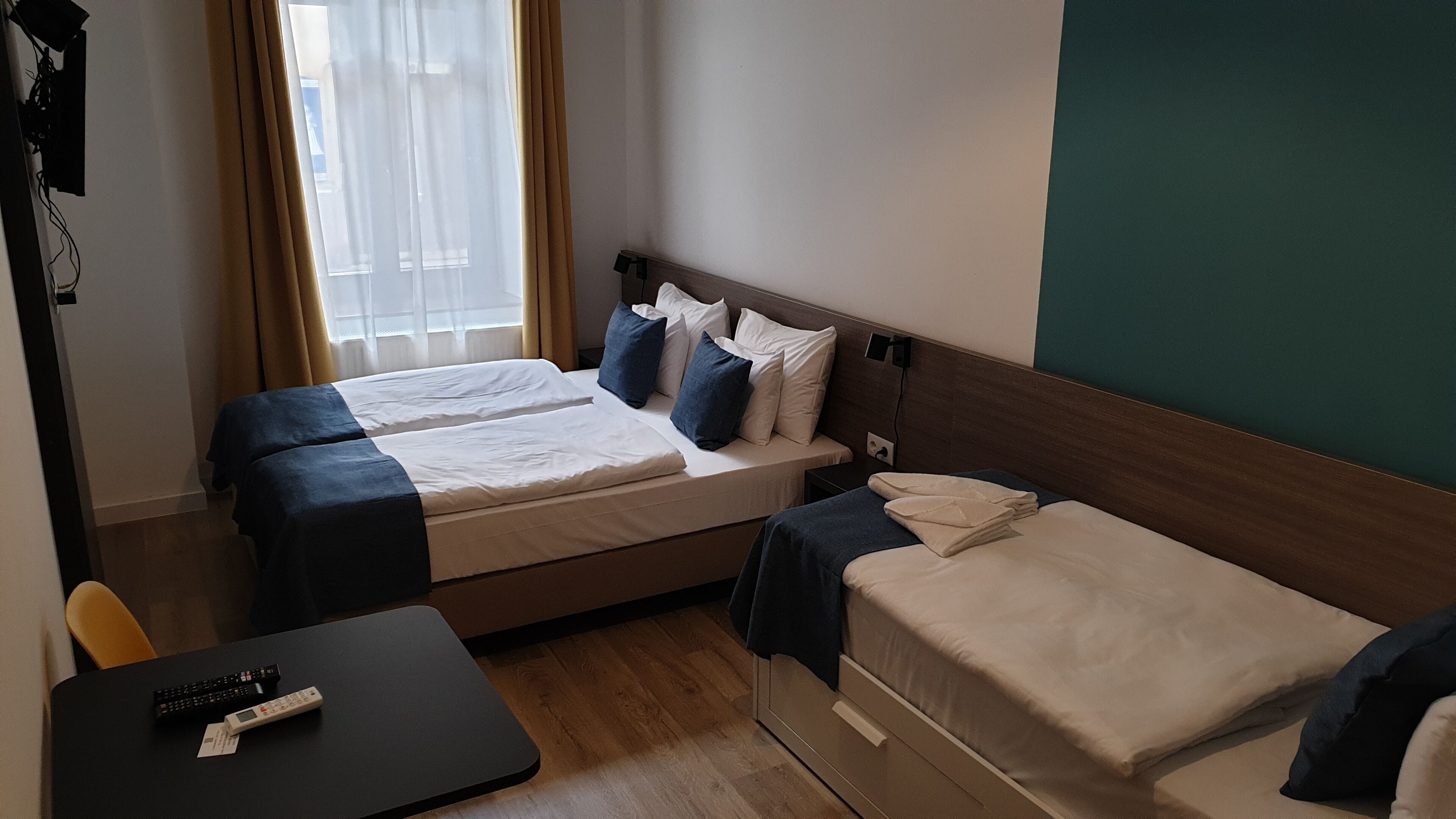 junior suite (3 people) | 1 bedroom, in-room safe, desk, laptop workspace