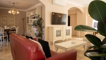 43-inch Smart TV with cable channels, TV, streaming services