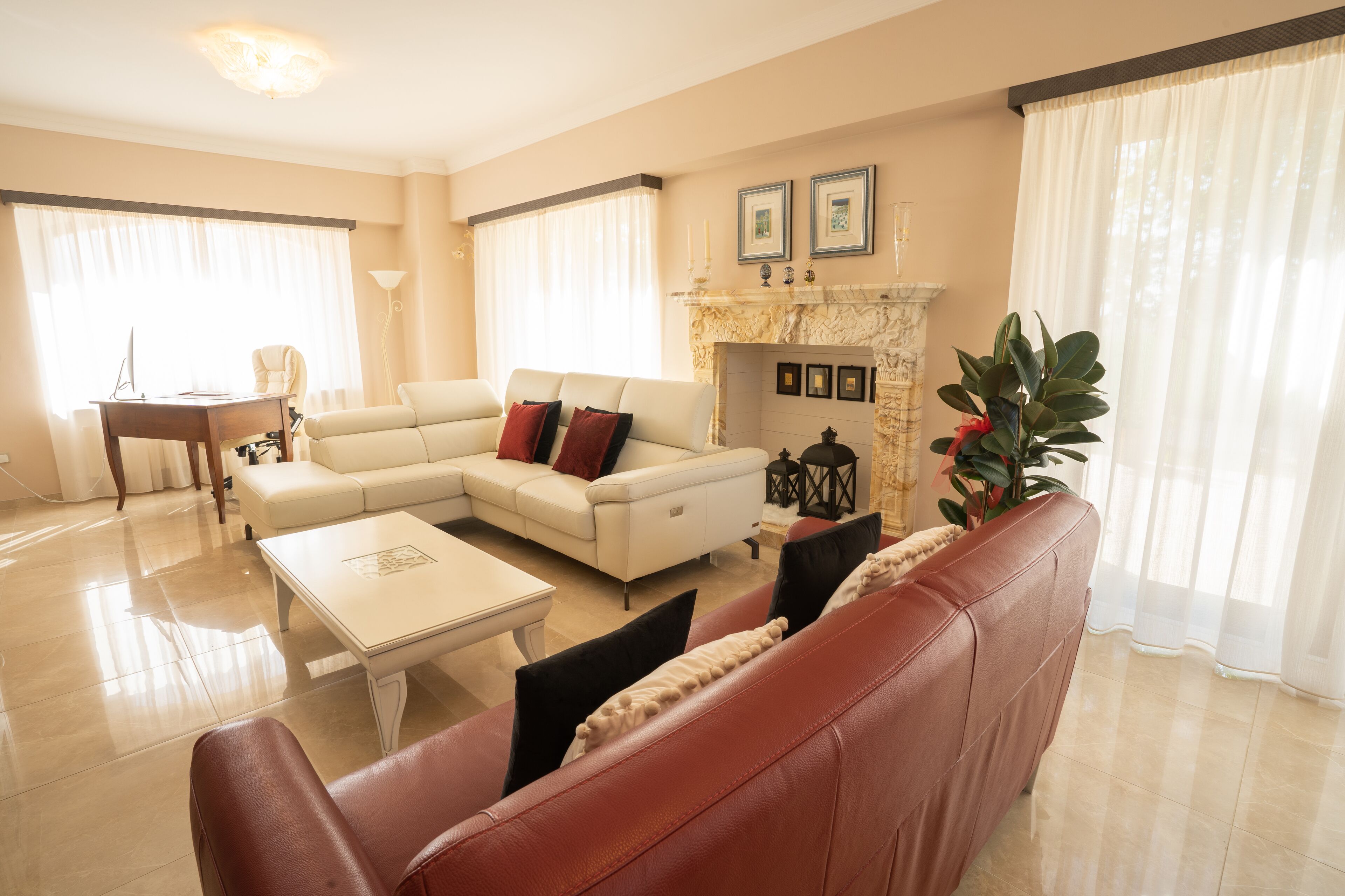 TV connectée de 43 pouces avec chaînes par câble, télévision