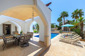 Outdoor dining - Protaras Villa Elena 3 (Protaras)