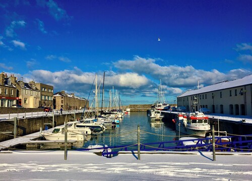 Beachfront Panoramic Seaview Free Wifi & Parking