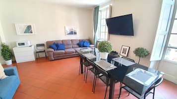 Apartment | Living area