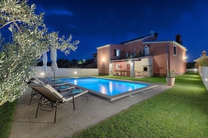 Pool - Wonderful Villa Prisedi with Private Pool (Rakalj)
