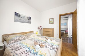 1 bedroom, iron/ironing board, free WiFi, bed sheets