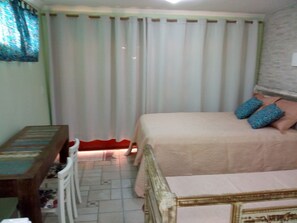 1 quarto, Wi-Fi de cortesia, roupa de cama